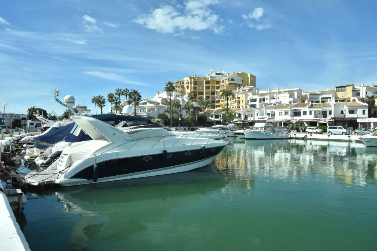 Cabopino Apartament, Marbella's Apartment *